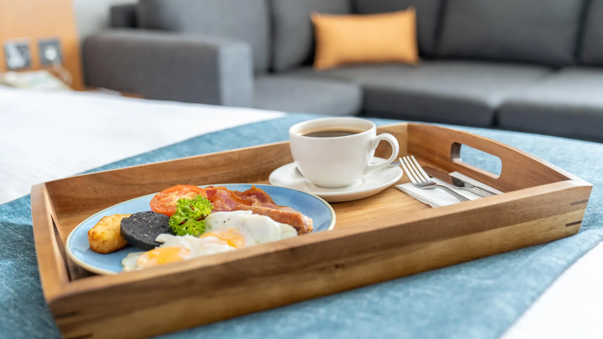 Holiday Inn Bournemouth By Ihg Hotel
