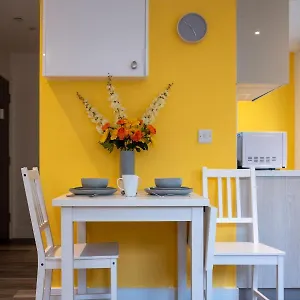 Pres Pier - Apartment